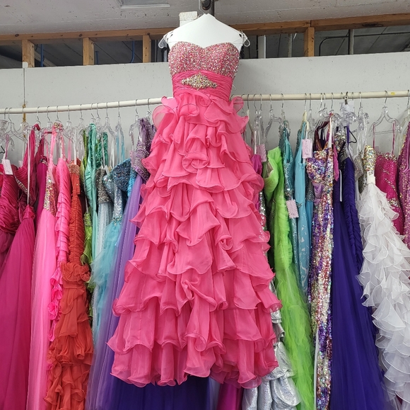 MacDuggal Prom Dress - Picture 1 of 3